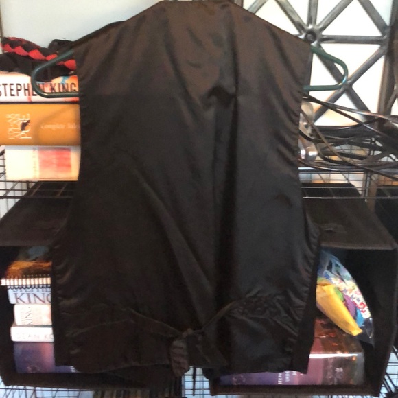 Leather vest - Picture 2 of 3